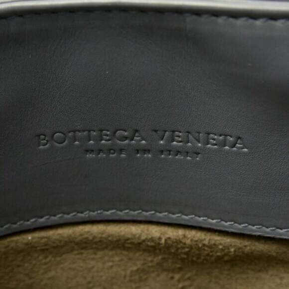 BOTTEGA VENETA Blue Intrecciato Shoulder Bag - Picture 6 of 10